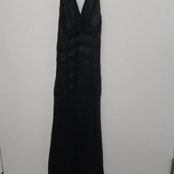 Max Azria Black Dress - Size 2 (NWOT) - Picture 1 of 2